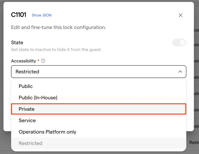 The lock configuration dialog with the Accessibility dropdown open and Private highlighted